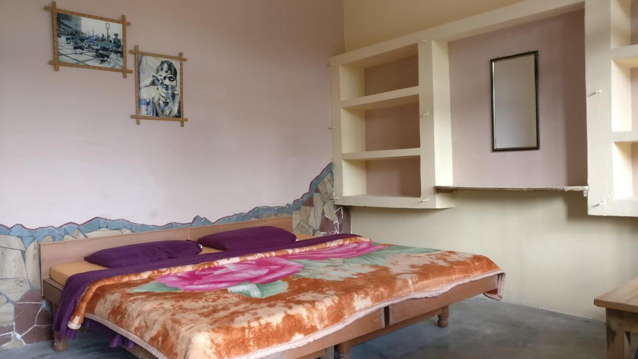 White Rabbit Guest House Νταραμσάλα Εξωτερικό φωτογραφία