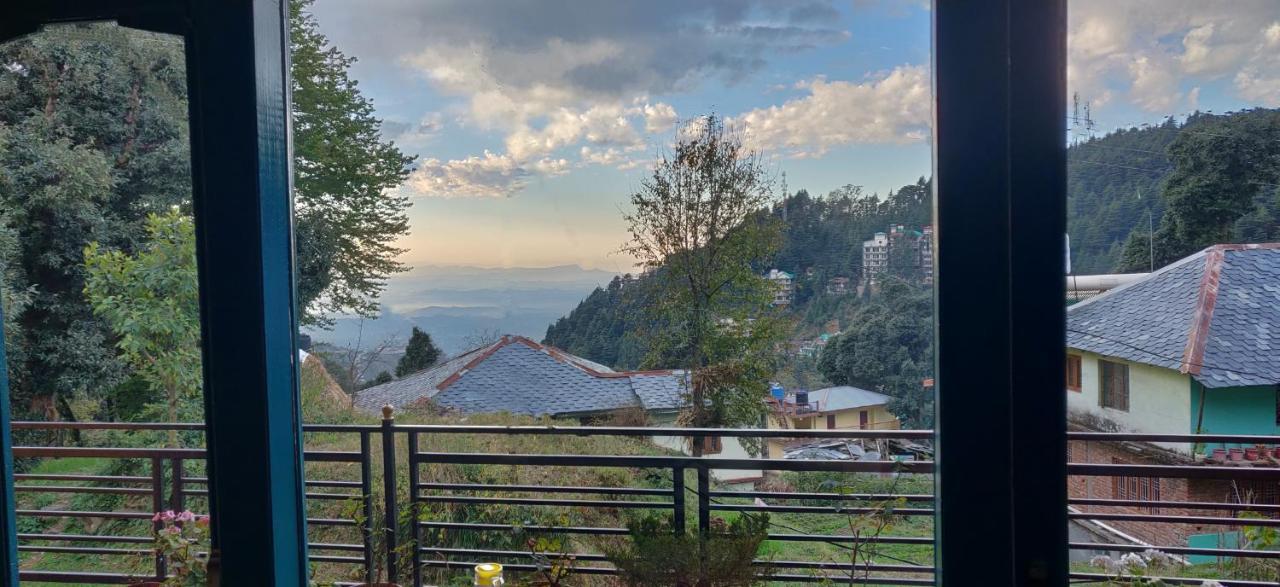 White Rabbit Guest House Νταραμσάλα Εξωτερικό φωτογραφία